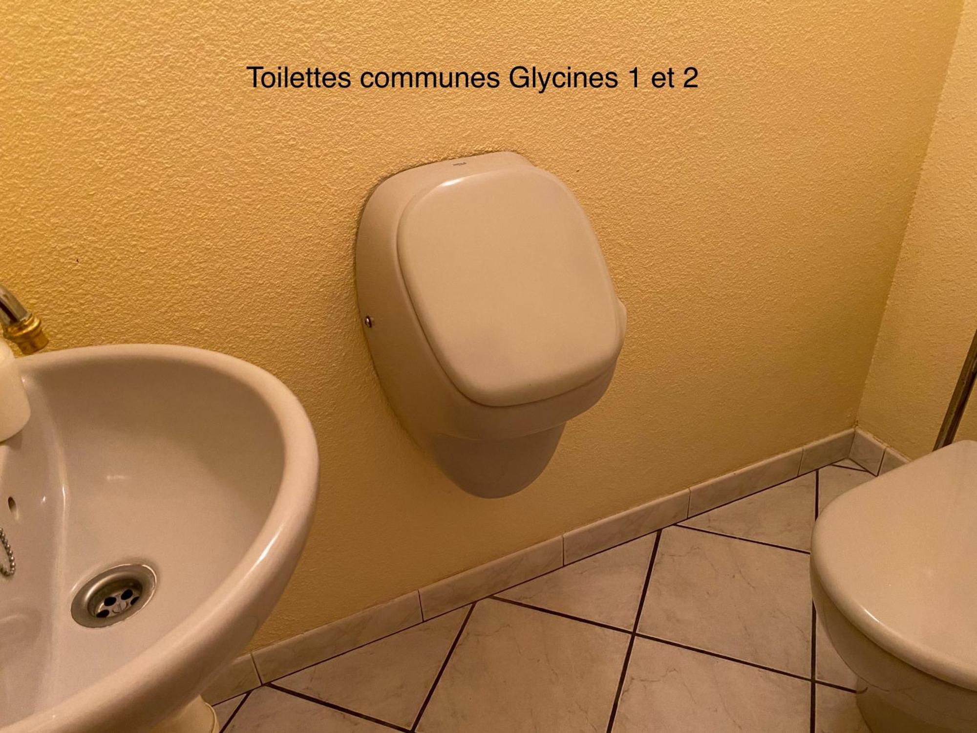 Chambres Table D'Hotes Carpe Diem Villeneuve-la-Rivière Exteriör bild