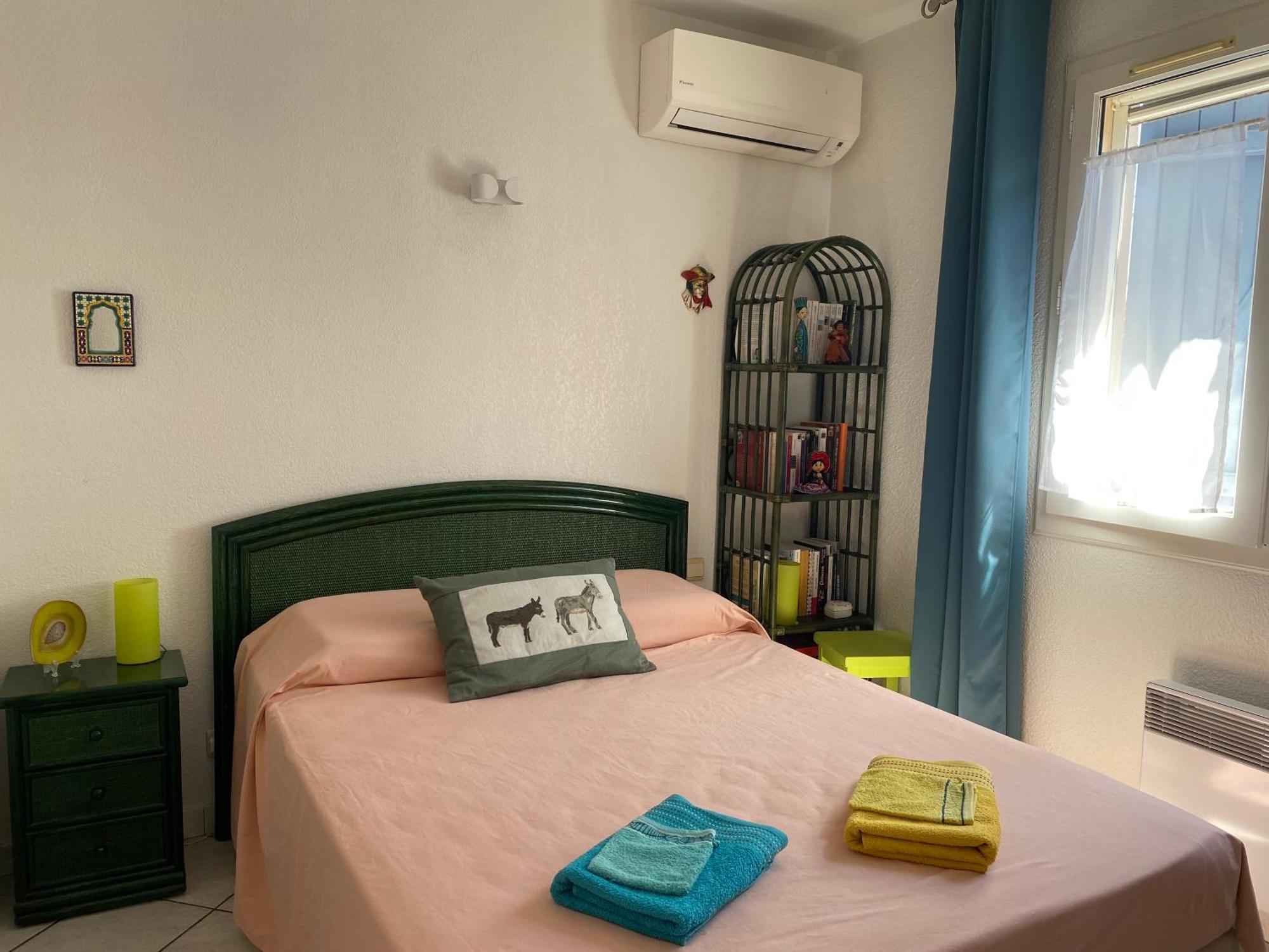 Chambres Table D'Hotes Carpe Diem Villeneuve-la-Rivière Exteriör bild